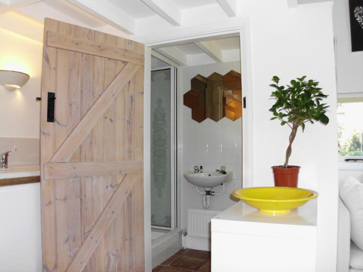Unique Cottage Retreat ブライトン 部屋 写真