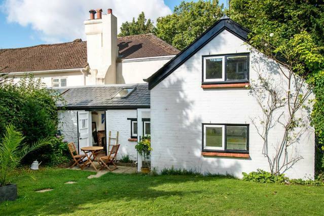 Unique Cottage Retreat ブライトン エクステリア 写真