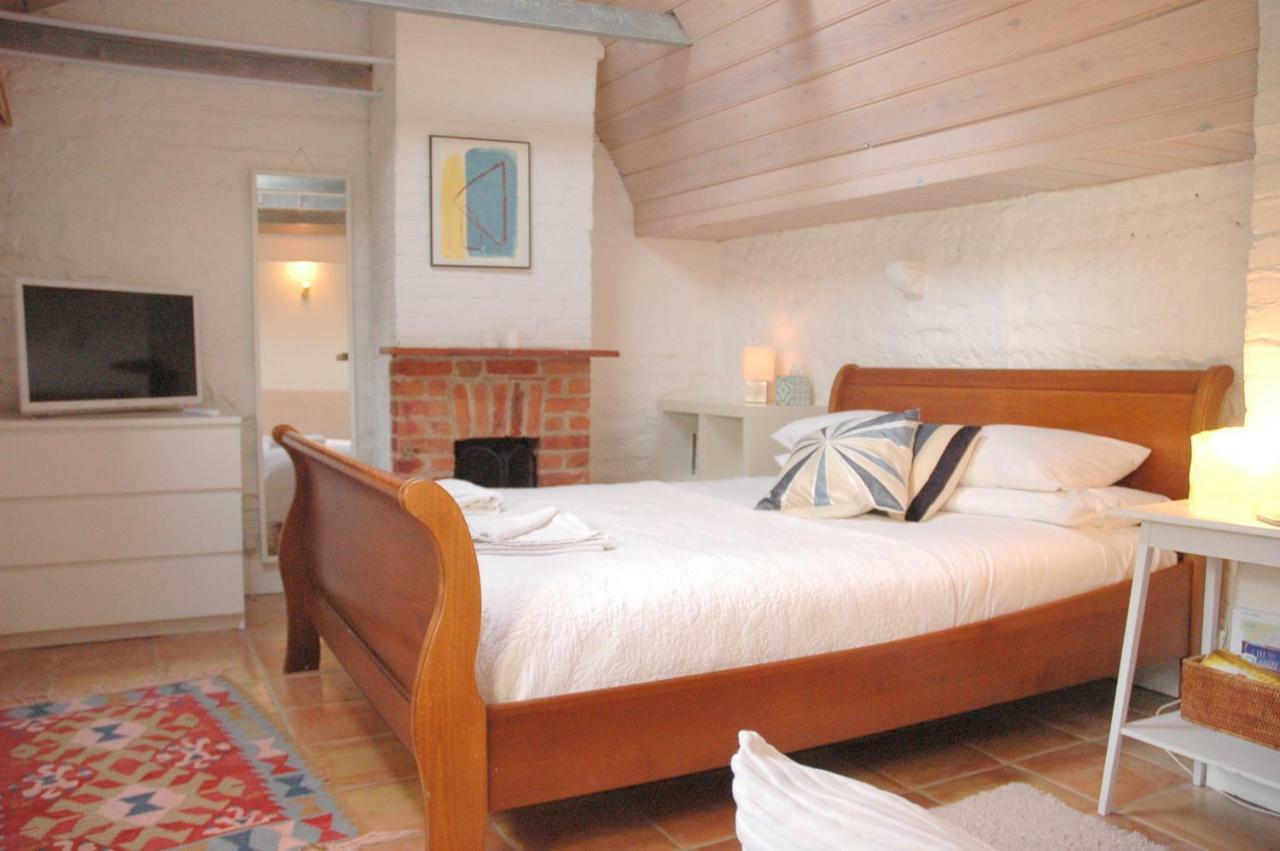 Unique Cottage Retreat ブライトン エクステリア 写真